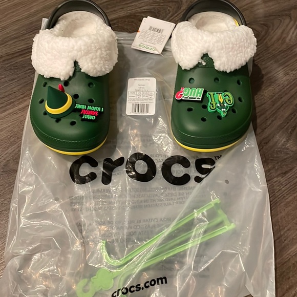 NWT crocs Elf Size US women 7 - Picture 2 of 5